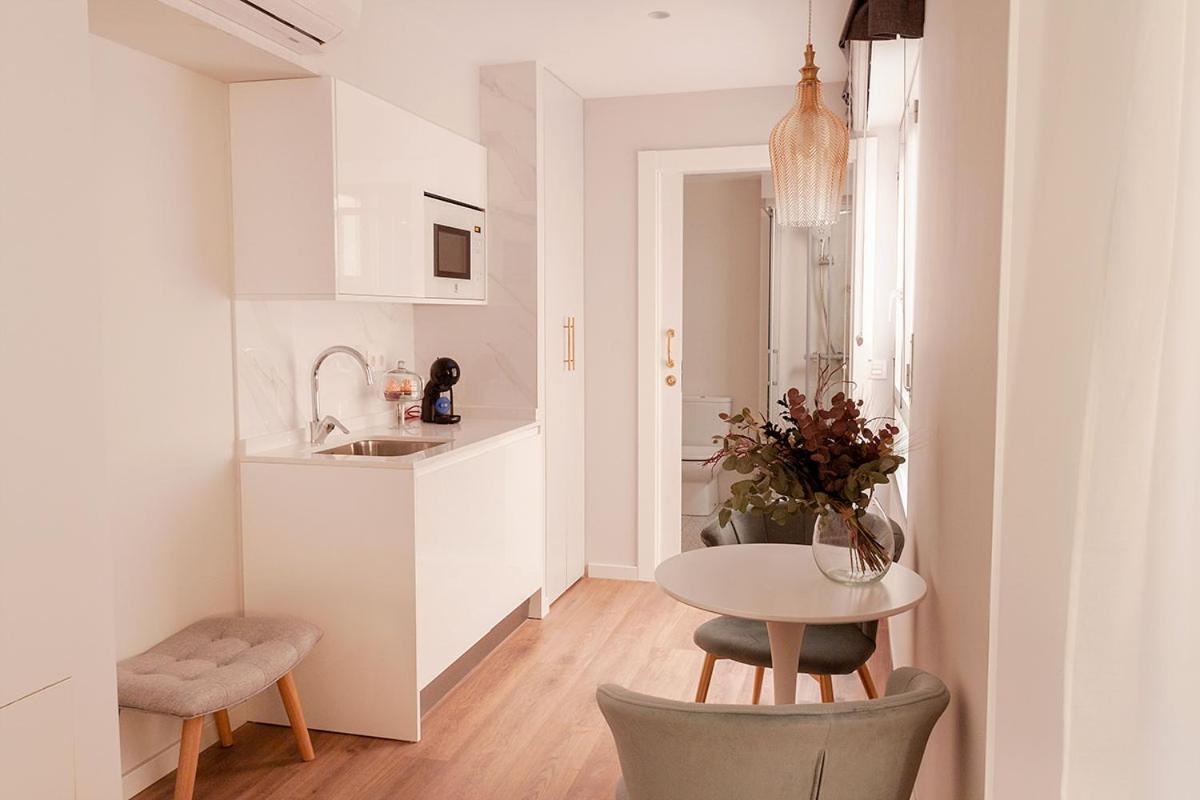 Aniana Alojamiento Boutique Логроньо Экстерьер фото